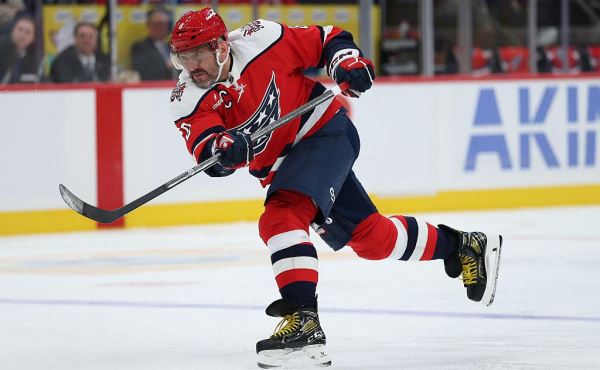 НХЛ не будет организовывать церемонию в честь 900-го гола Овечкина