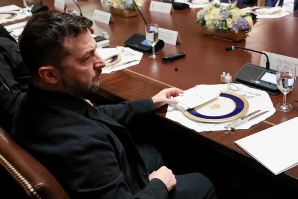 «Замерзнете и будете уничтожены». Трамп жестко поставил Зеленского на место