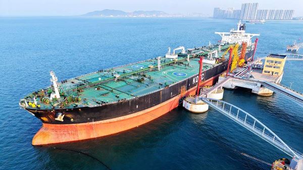 Трамп заявил о намерении обсудить с Си Цзиньпином закупку Пекином нефти из РФ