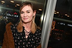 Уехавшая из России дочь Машкова обратилась к матери