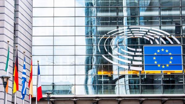 Reuters узнало о требованиях Киева к ЕС по изъятию российских активов