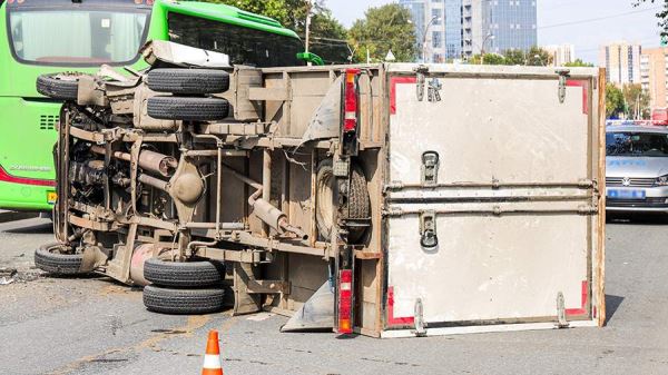 Семь человек пострадали в ДТП с автобусом и «Газелью» Ленобласти