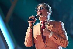 Лепс попал в больницу после скандального концерта, где он курил и матерился на сцене. Его выступления оказались под угрозой отмены