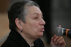 Суд оштрафовал уехавшую из России писательницу