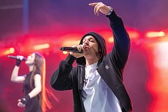 Macan запретил фото с ним и автографы