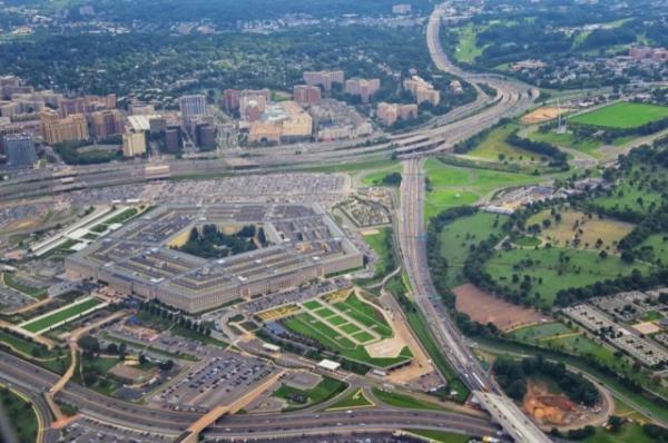 Пентагон направит авианосец Gerald Ford для борьбы с наркотрафиком