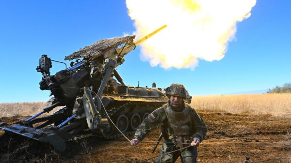 Ракетными войсками и артиллерией: ВС РФ нанесли удары по объектам энергетики и ж/д составу с вооружениями ВСУ