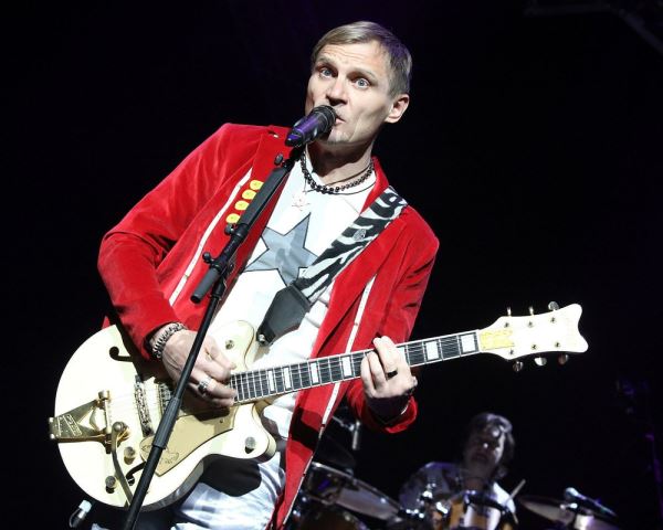 «Поставить нормального военного». Лидер группы «Вопли Видоплясова» призвал к перевороту на Украине