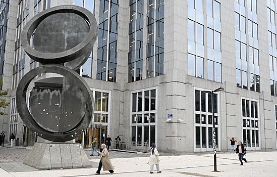 Доходы Euroclear от замороженных российских активов упали на четверть