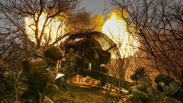 Котлы для ВСУ: российская армия продолжает уничтожение окружённых украинских формирований в Купянске и Красноармейске