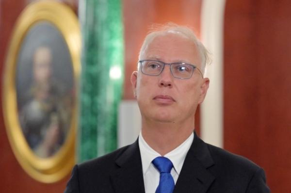 Просвет в конце туннеля. Зачем и нужно ли соединять Чукотку и Аляску