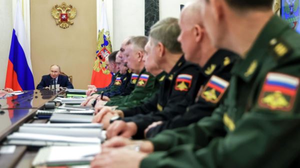 Песков: России важна оценка военных технологий Путиным, а не Трампом