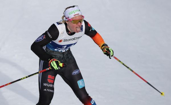 Пойманную на допинге чемпионку Игр признали лыжницей года в Германии