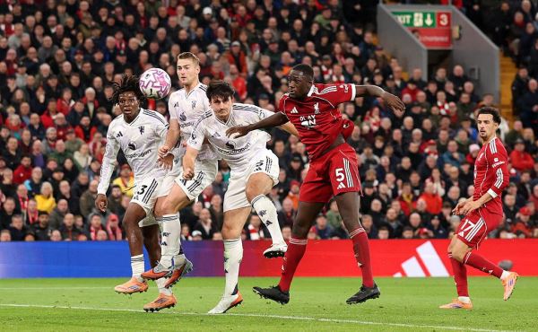 «Ливерпуль» уступил МЮ, потерпев четвертое поражение подряд