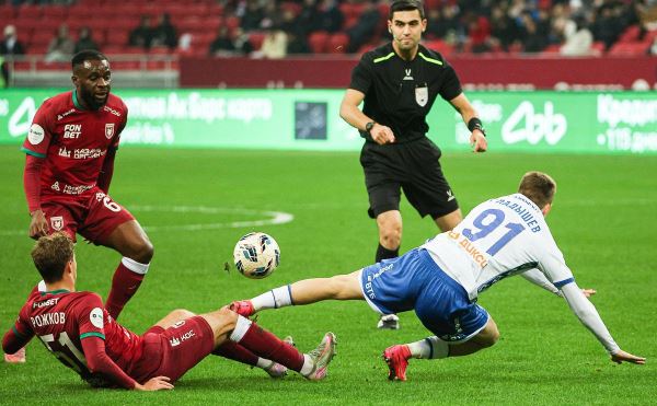 «Динамо» в большинстве не смогло обыграть «Рубин» в матче РПЛ