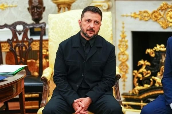 Дмитрук: агония режима Зеленского затянулась, но не перестала быть ей