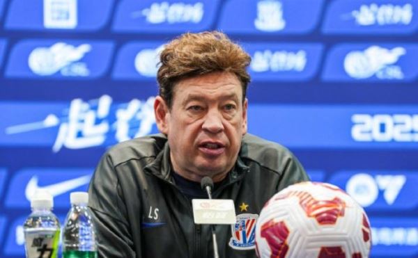 Клуб Слуцкого поднялся на 2-е место в чемпионате Китая за тур до финиша