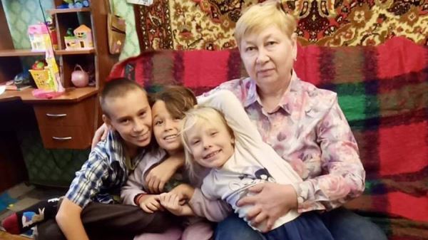 Львова-Белова помогла бабушке вернуть в Россию с Филиппин трех внуков