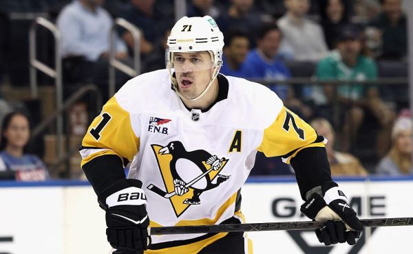 Малкина оштрафовали на $5 тыс. за удар соперника клюшкой