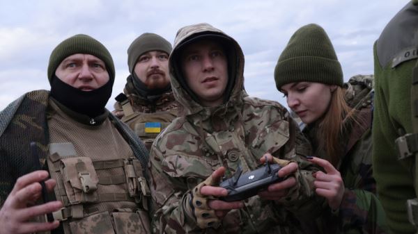 «Такое положение дел может оказаться роковым»: почему на Западе встревожились из-за массового оттока молодёжи с Украины