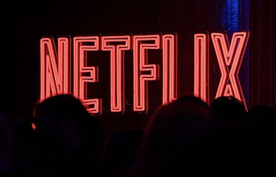 Reuters: Netflix изучает возможность покупки Warner Bros. Discovery